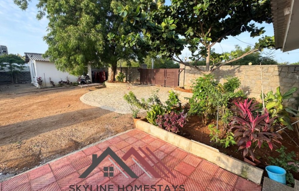 Skyline Homestays Slider Pictures